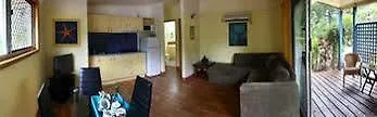 Colonial Village Resort Urangan