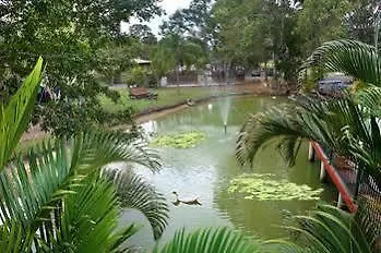 Hotel Colonial Village Resort Urangan